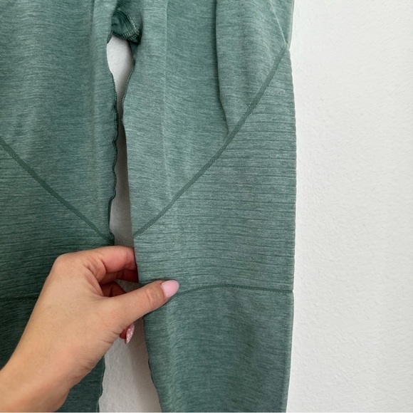 Alphalete OG Revival Leggings Sage Green Color Size Small Women’s High Waisted - Picture 5 of 11